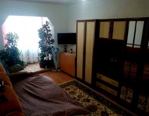 Vanzare apartament 2 camere confort sporit, zona semicentrala, Oasului