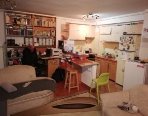 Apartament cu 3 camere in Buna Ziua, zona Vitacom