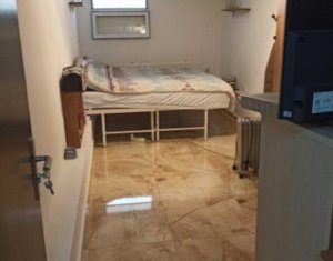 Apartament 2 camere, semidecomandat, 45 mp, garaj in acte, zona Iulius Mall