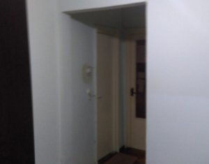 Apartament 3 camere 70 mp, decomandat, Manastur