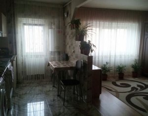 Apartament cu 2 camere decomandate, etaj intermediar, Manastur