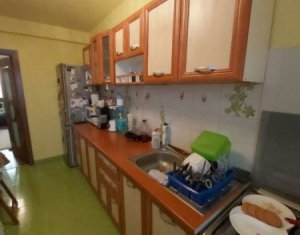 Apartament 3 camere, pe 2 nivele, cu suprafata generoasa de 70 mp, Iris