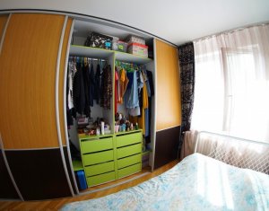 Apartament 2 camere, decomandat, 51 mp+balcon, 2 parcari, etaj 1/4, Iulius Mall