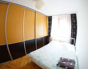 Apartament 2 camere, decomandat, 51 mp+balcon, 2 parcari, etaj 1/4, Iulius Mall