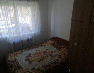 Apartament cu 3 camere, decomandat, 65 mp, balcon, parcare, in Manastur
