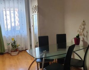 Apartament 3 camere, decomandat, 67 mp, zona Baciu