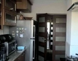 Apartment 4 rooms for sale in Cluj-napoca, zone Plopilor