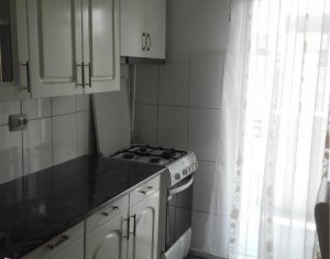 Apartament 2 camere, decomandat, balcon, zona Marasti