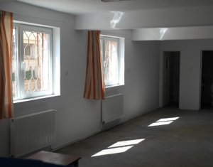 Appartement 4 chambres à vendre dans Cluj-napoca, zone Borhanci