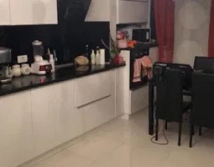 Apartament 3 camere, 50 mp, decomandat, zona Primarie-Baciu, pret atractiv