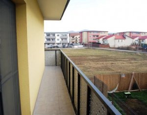 Vanzare apartament 3 camere, situat in Floresti, zona Terra