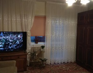 Appartement 4 chambres à vendre dans Cluj-napoca, zone Manastur