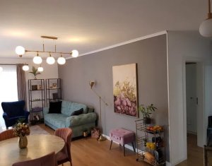 Apartament de vanzare, 2 camere, 53 + 16 mp terasa, etaj intermediar, Europa