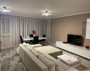 Appartement 3 chambres à vendre dans Cluj-napoca, zone Bulgaria