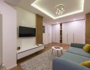 Apartament 2 camere, decomandat, renovat, mobilat lux,  Manastur