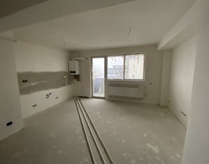 Apartament 3 camere, cu CF, zona Iulius Mall