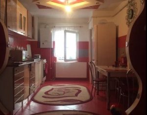 Appartement 3 chambres à vendre dans Floresti