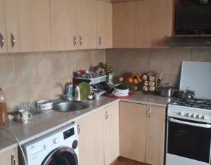 Apartament 3 camere 75 mp, semidecomandat, zona Fantanele-Grigorescu