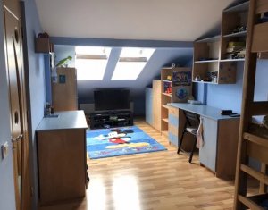 Appartement 3 chambres à vendre dans Cluj-napoca, zone Manastur