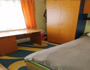 Apartament cu 3 camere, Manastur, zona Mehedinti