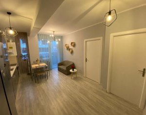 Apartament cu 3 camere de vanzare, ultrafinisat, Floresti, zona Urusagului