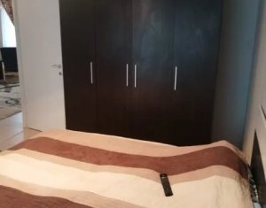 Apartment 3 rooms for sale in Floresti