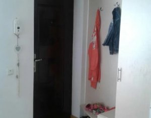 Vanzare apartament 2 camere, situat in Floresti, zona Terra