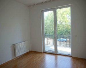 Appartement 3 chambres à vendre dans Floresti