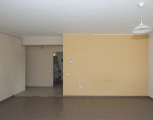 Vanzare apartament cu 2 camere, finisat, nemobilat, Floresti, strada Florilor
