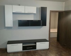 Apartment 3 rooms for sale in Floresti