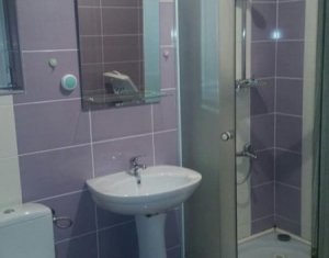 Apartment 3 rooms for sale in Floresti