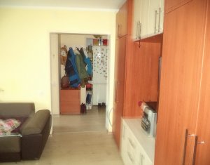 Apartament cu 3 camere, Grigorescu, zona Profi