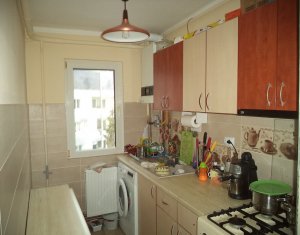 Apartament cu 3 camere, Grigorescu, zona Profi