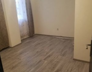 Vanzare apartament 2 camere cu garaj, situat in Floresti, zona Vivo