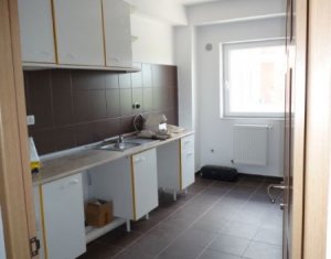 Apartment 3 rooms for sale in Floresti