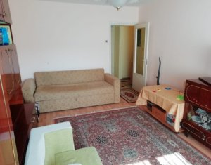 Apartament cu 2 camere, decomandat, Intre Lacuri