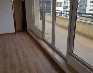 Apartament 3 camere 82mp, decomandat, finisat, zona Baciu