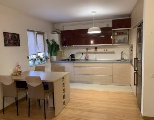 Vanzare apartament cu doua camere, ultrafinisat, centru Floresti