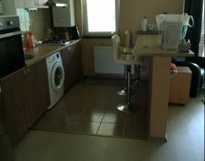 Vanzare apartament 2 camere, cu gradina in Floresti, zona Porii