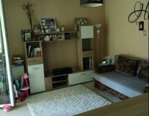 Vanzare apartament 2 camere, cu gradina in Floresti, zona Porii