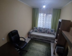 Apartment 3 rooms for sale in Floresti