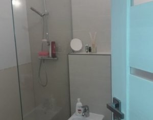 Vanzare apartament 3 camere, cu gradina in Floresti, zona Sub Cetate