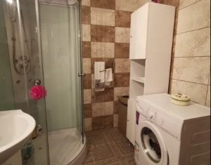 Vanzare apartament 3 camere, situat in Floresti, zona Tineretului