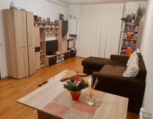 Vanzare apartament cu doua camere, mobilat si utilat, strada Porii, Floresti