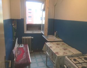 Appartement 3 chambres à vendre dans Cluj-napoca, zone Manastur