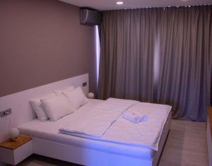 Apartament cu 2 camere, 54 mp, lux, finisat, mobilat si utilat, Centru!