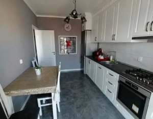 Appartement 3 chambres à vendre dans Cluj-napoca, zone Marasti