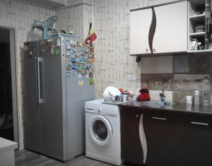 Vanzare apartament 4 camere, mobilat si utilat, centru Floresti