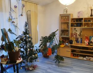 Vanzare apartament cu o camera in Floresti, Eroilor 