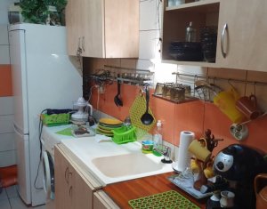 Vanzare apartament cu o camera in Floresti, Eroilor 